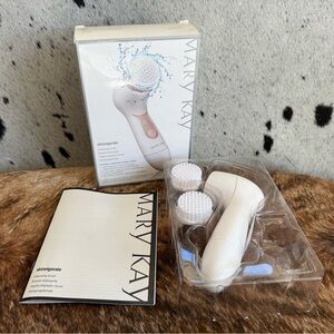 Mary Kay Skinvigorate Cleansing Brush NEW